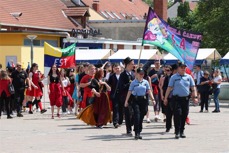 Slika /2022/MIMOHOD MATURANATA/Coolijada 8.jpg